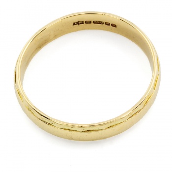 18ct gold 4.9g Wedding Ring size U